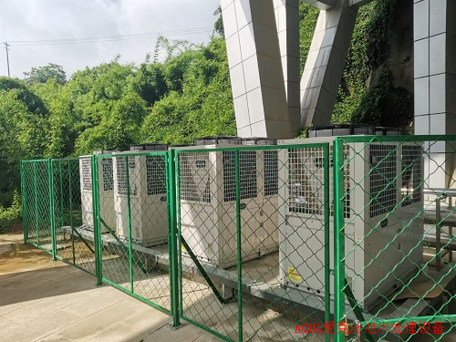 贵州医科大学采用小黄片网址空气源热泵