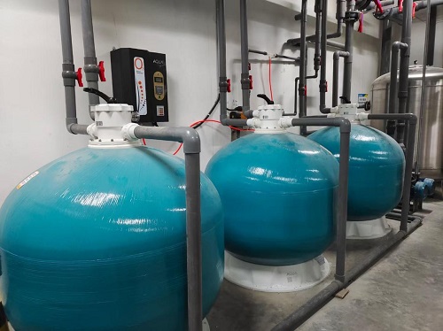 小黄片破解版设备之臭氧发生器、过滤砂缸